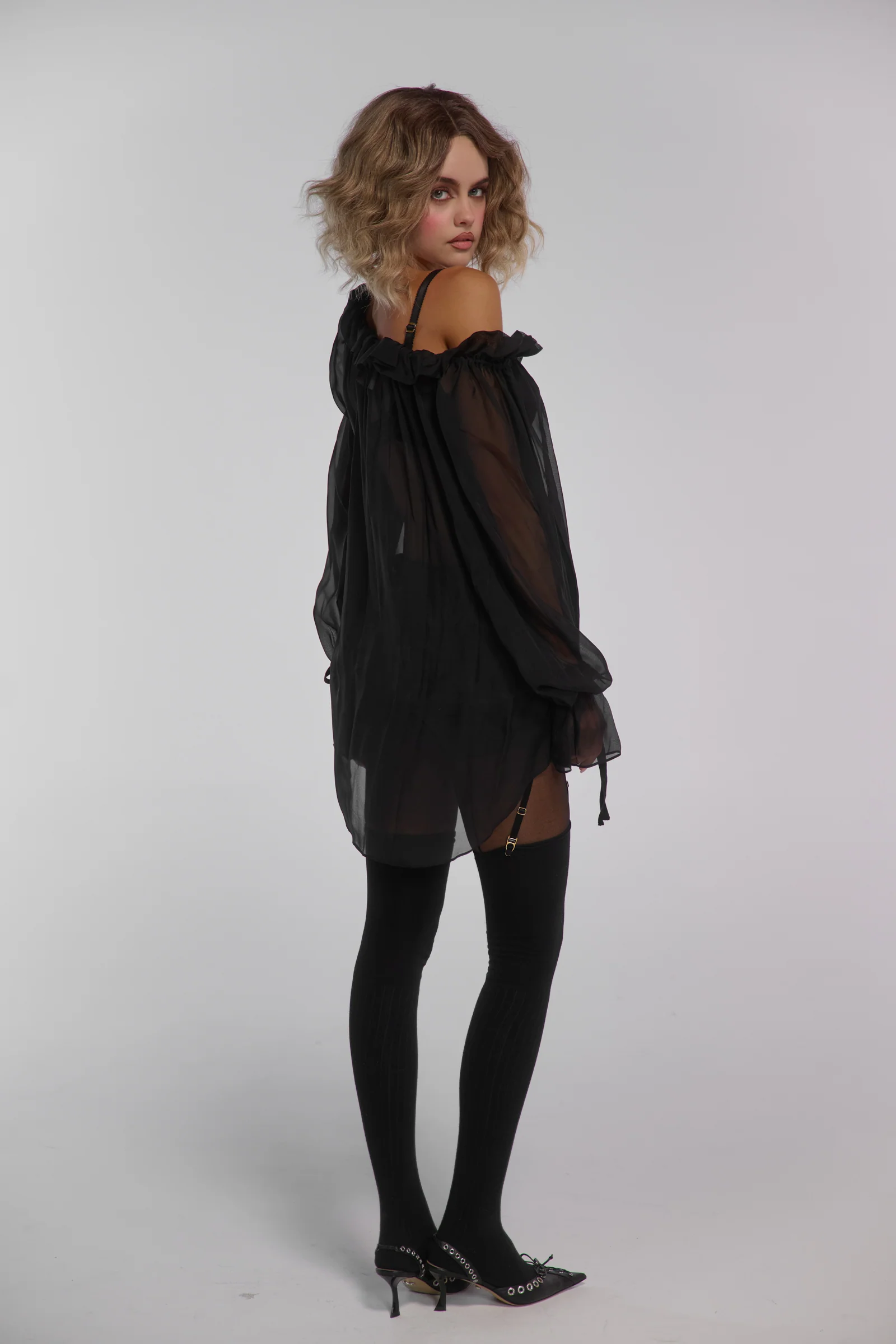 The Silk Caviar Shakespeare Blouse - Image 4