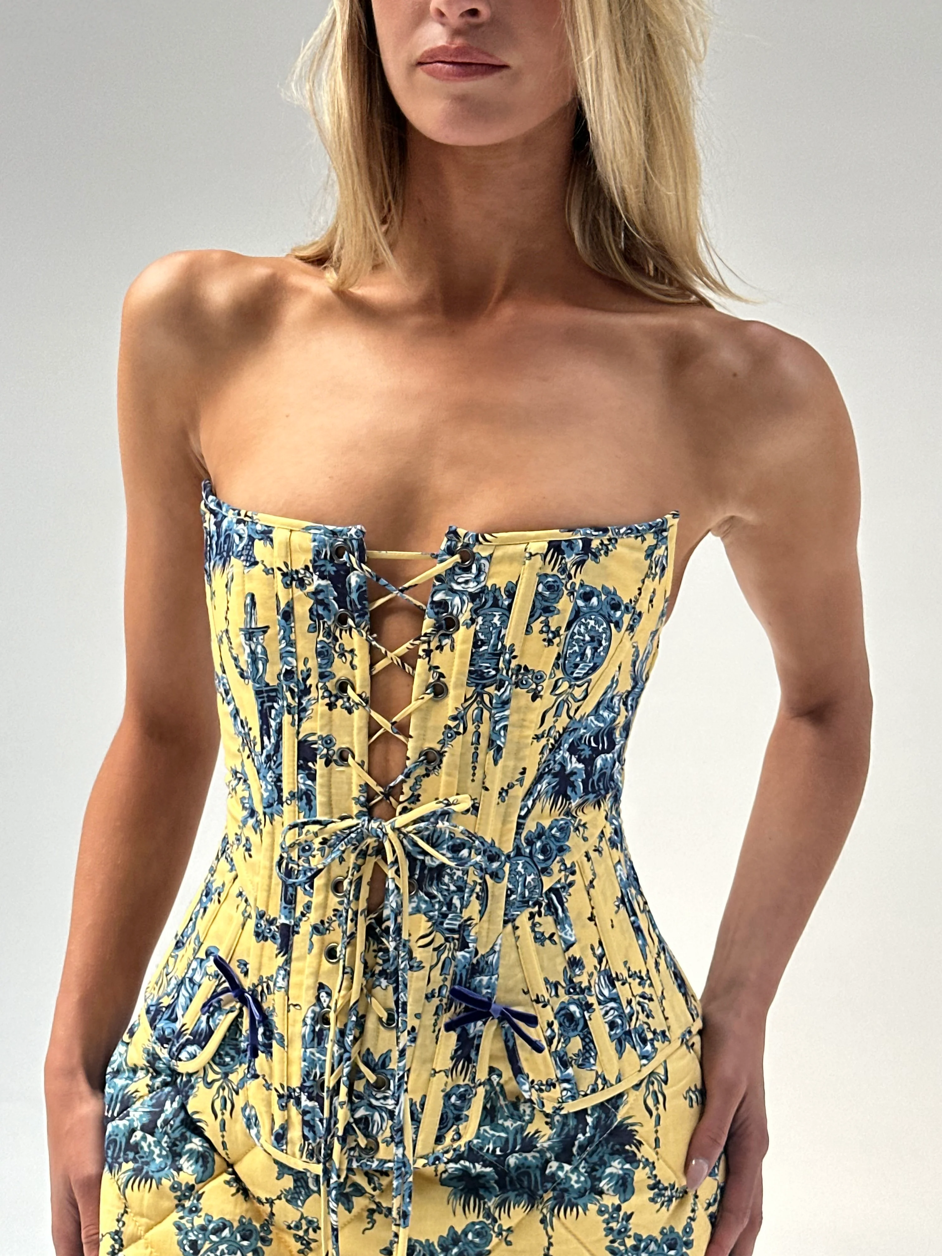 The Lumière Chamber Corset - Image 9