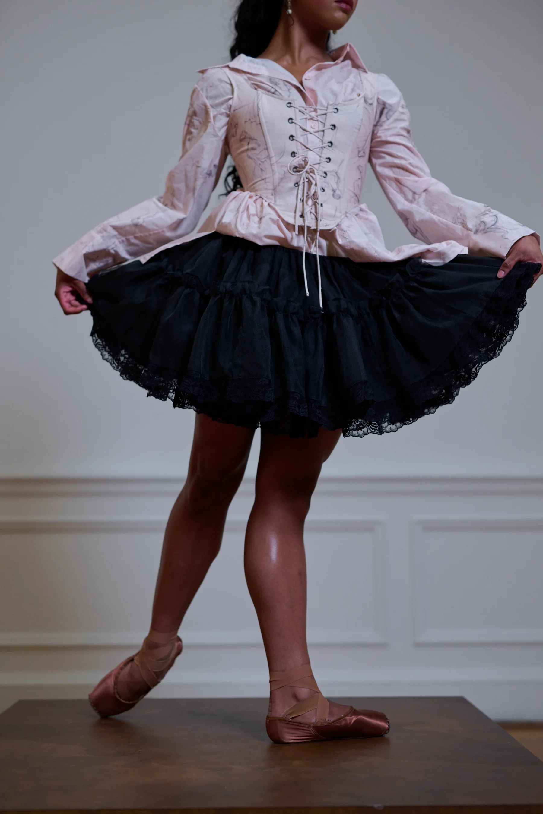 The Sketch Duchess Corset - Image 4